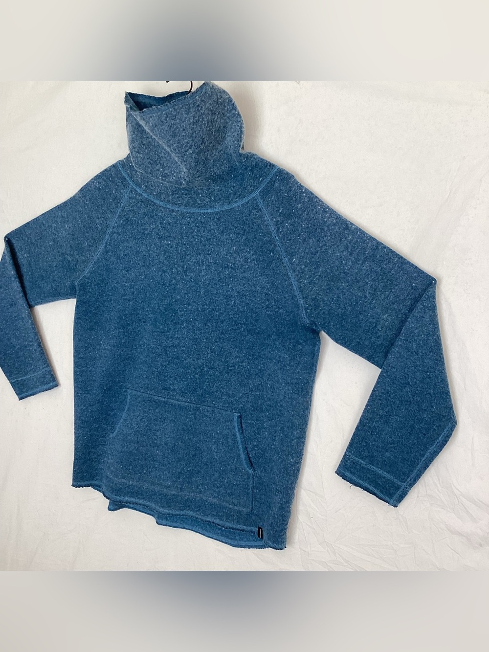 Duckworth Women's Powder High Neck Sweater made in USA merino wool - Picture 2 of 12